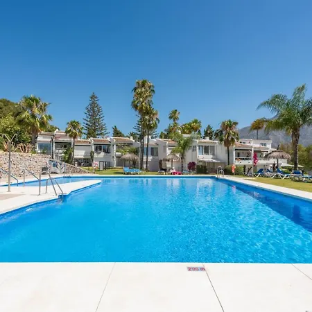 Apartment Azahara1, Mountain Views And Frontline Golf